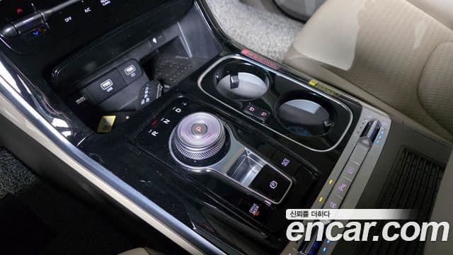 2023 Kia (Киа) Carnival 4th Gen — миниатюра 7