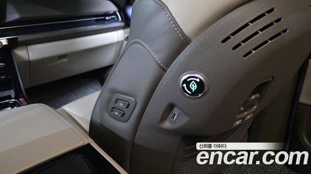 2023 Kia (Киа) Carnival 4th Gen — миниатюра 9