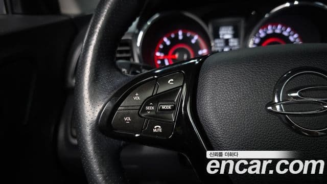 2017 SsangYong Tivoli Air — миниатюра 10