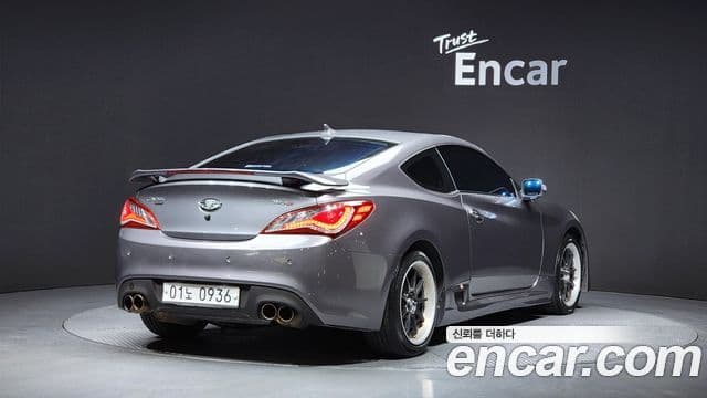 2011 Hyundai (Хёндэ) Genesis 쿠페 — миниатюра 4