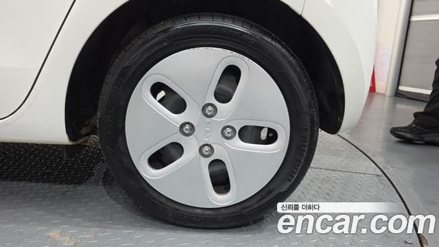 2022 Kia (Киа) The New Ray — миниатюра 4