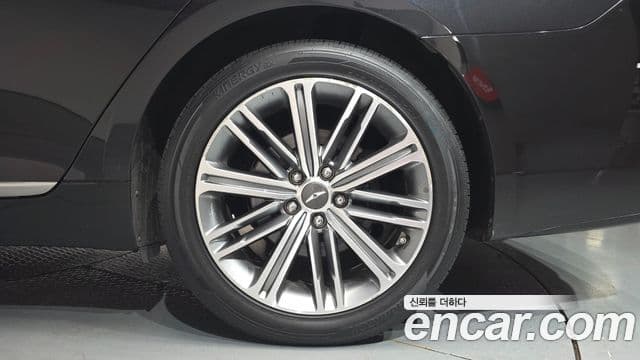 2018 Genesis G80