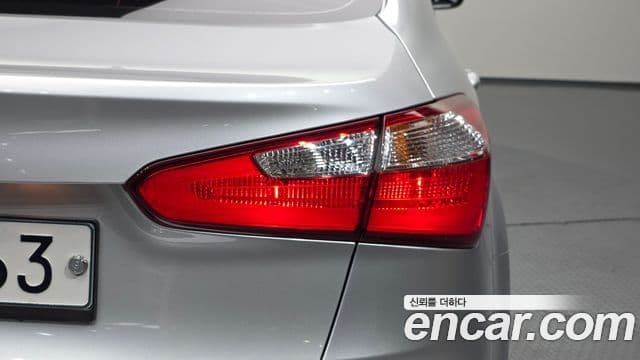 2015 Kia (Киа) K3 — миниатюра 8