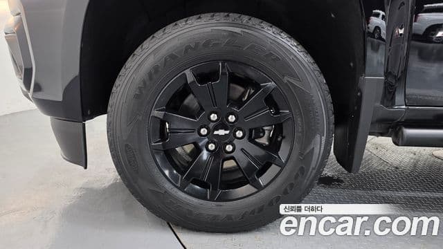 2021 Chevrolet 리얼 뉴 콜로라도 — миниатюра 9