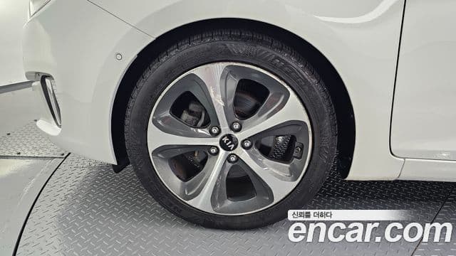 2013 Kia (Киа) All New 카렌스 — миниатюра 7